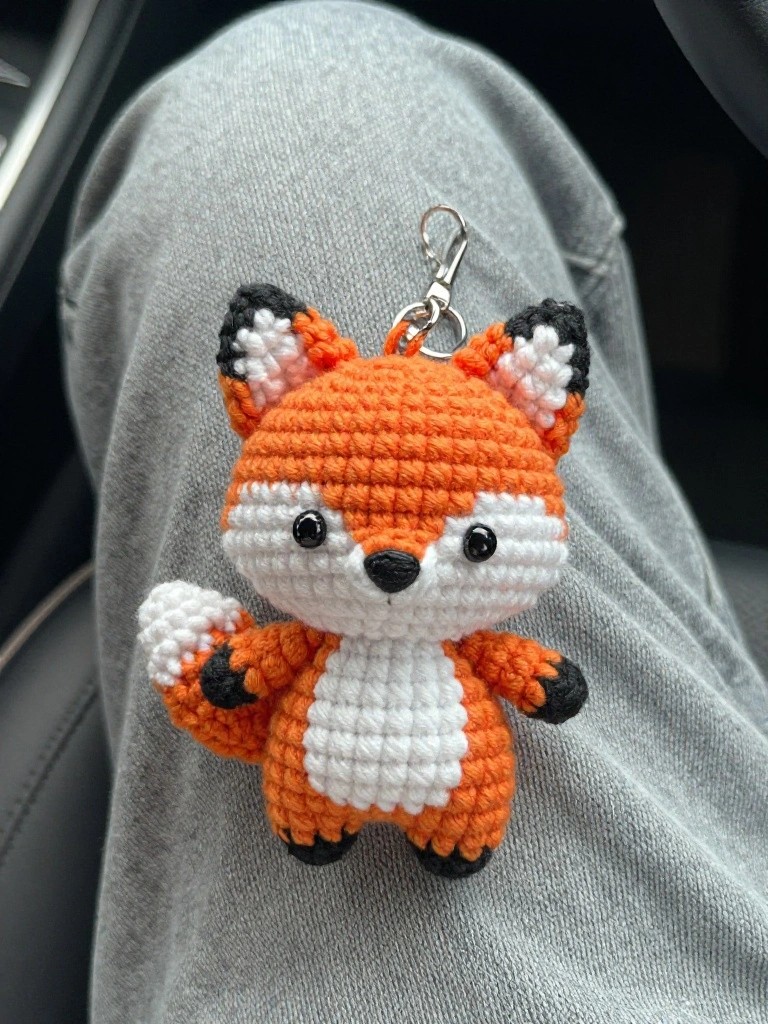Scrap Yarn Fox Keychain