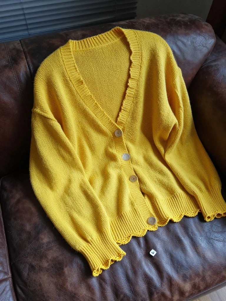 Scalloped Edge Cardigan